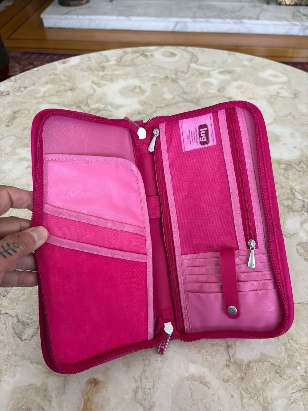 Lug Tango Travel Organizer Quilted Nylon Wallet Pink - Picture 7 of 9
